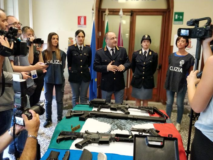Blitz contro i gruppi di estrema destra: arrestato il leader di Legio Subalpina (FOTO e VIDEO)