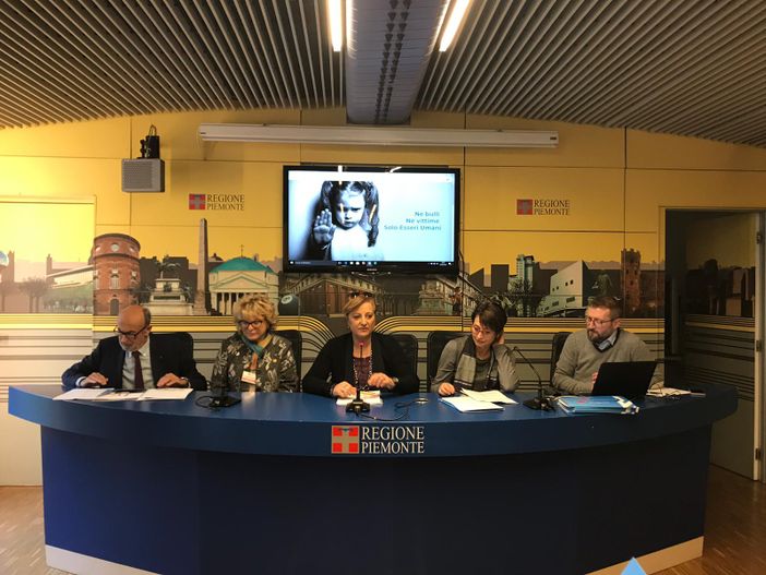 Combattere e prevenire il bullismo nelle scuole: a Torino il progetto “Mediamente Bullo” Combattere e prevenire il bullismo nelle scuole: a Torino il progetto “Mediamente Bullo”