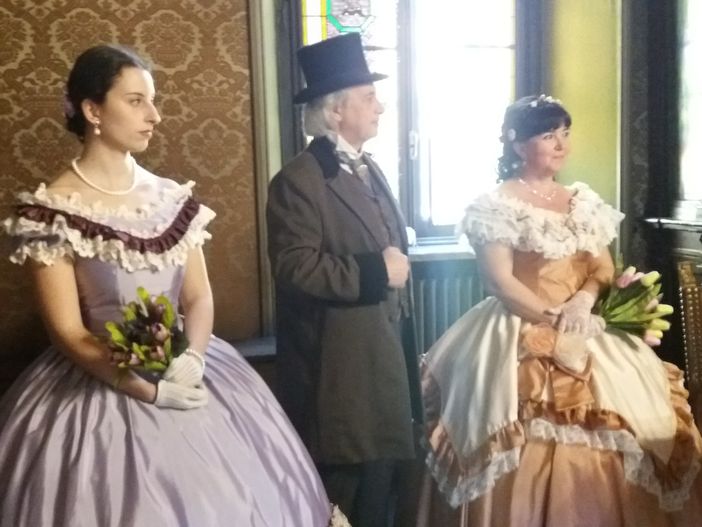 Messer Tulipano dà il benvenuto alla primavera: dal 31 marzo il parco del Castello di Pralormo "si tinge di Rosa" (FOTO) Messer Tulipano dà il benvenuto alla primavera: dal 31 marzo il parco del Castello di Pralormo "si tinge di Rosa" (FOTO)