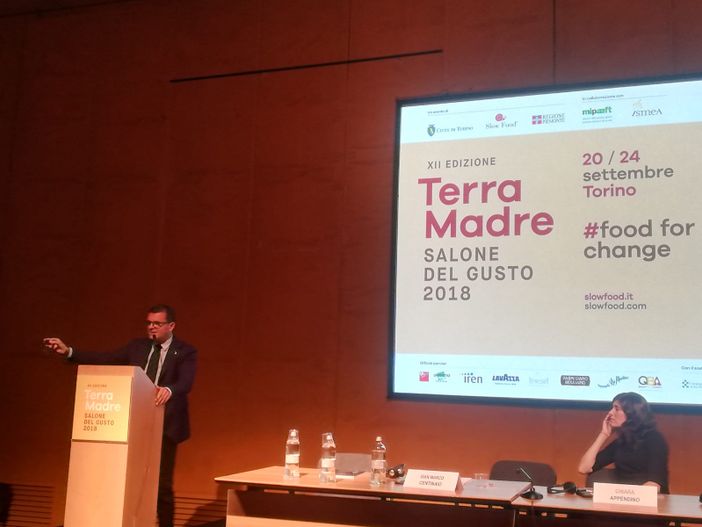 Centinaio: &quot;Da ministro del Turismo spero ancora nelle Olimpiadi e nel tridente&quot;