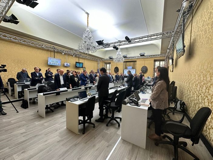 minuto di silenzio per napolitano minuto di silenzio per napolitano