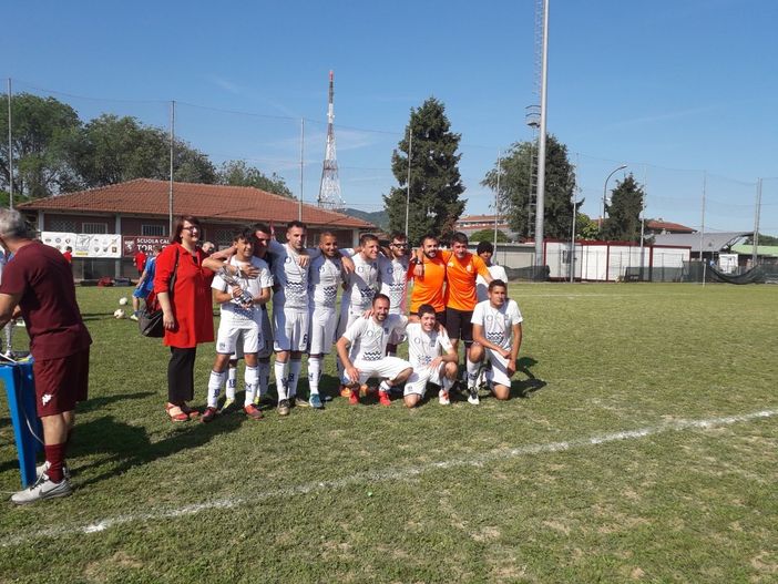 Moncalieri, da domenica il campo di calcio è intitolato a Valentino Mazzola