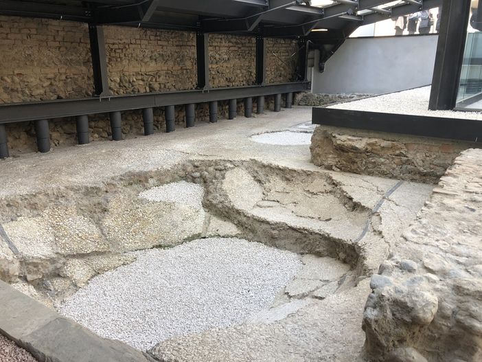 Apre al pubblico la domus romana che inaugura la nuova piazzetta della Visitazione [VIDEO E FOTO]