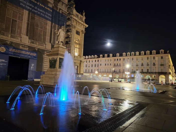 Il rosso e il nero ma anche il giallo e il blu: l'amore di Stendhal per Torino Il rosso e il nero ma anche il giallo e il blu: l'amore di Stendhal per Torino