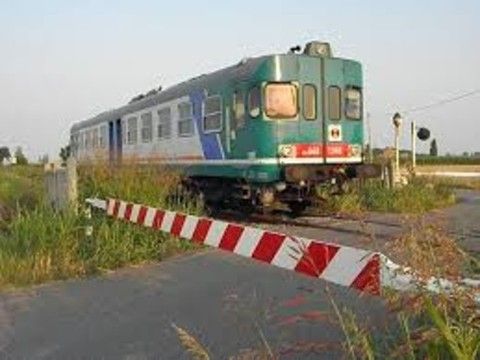 La Cub Trasporti dichiara uno sciopero immediato di 8 ore di tutti i lavoratori delle aziende di trasporto ferroviario La Cub Trasporti dichiara uno sciopero immediato di 8 ore di tutti i lavoratori delle aziende di trasporto ferroviario