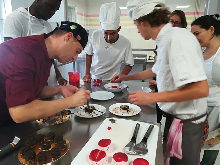 La formazione che "VALE": oltre 70 ragazzi italiani e francesi trovano lavoro come pasticceri e gelatieri La formazione che "VALE": oltre 70 ragazzi italiani e francesi trovano lavoro come pasticceri e gelatieri