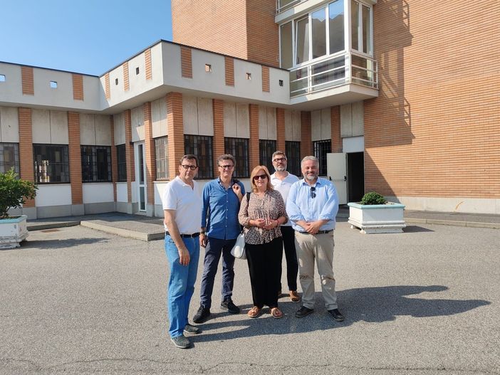 Caos al carcere di Torino, sopralluogo anche dei consiglieri Pd: "Situazione pericolosa" Caos al carcere di Torino, sopralluogo anche dei consiglieri Pd: "Situazione pericolosa"