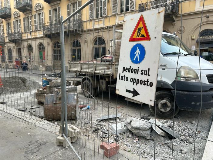 Scuole car free, le pedonalizzazioni guardano al centro e si dimenticano della periferia: “Arriveranno anche lì” Scuole car free, le pedonalizzazioni guardano al centro e si dimenticano della periferia: “Arriveranno anche lì”