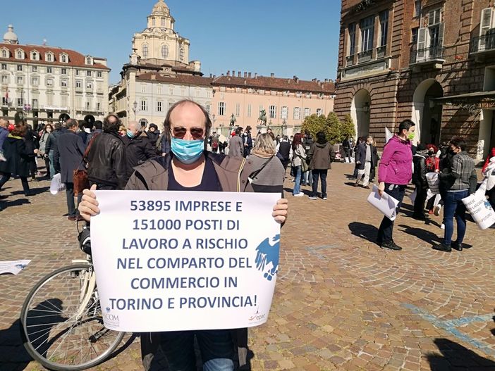 Maria luisa Coppa e Ascom in piazza