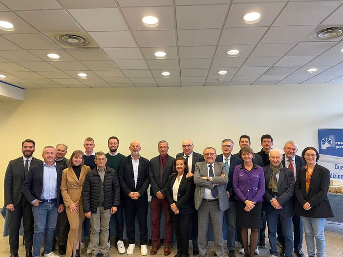 In Piemonte Latte le riflessioni su cooperazione, ambiente e futuro In Piemonte Latte le riflessioni su cooperazione, ambiente e futuro