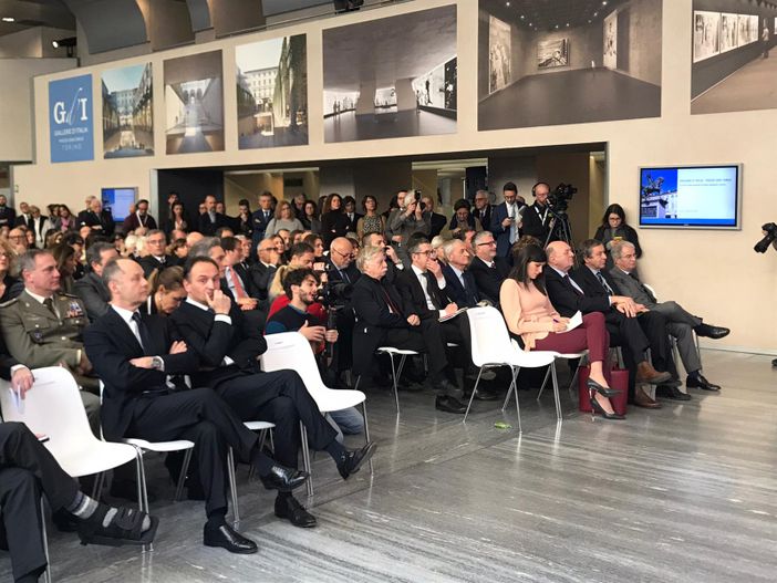 Bus gratis contro lo smog, "aria pesante" tra Appendino e Cirio: “Basta critiche, la Regione non faccia pagare il bollo e finanzi Gtt” [VIDEO]