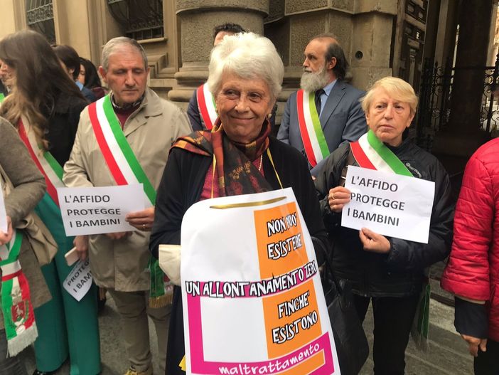 Allontanamento zero, il disegno di legge in eterno stand by: slitta ancora l'approvazione