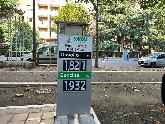 prezzo benzina