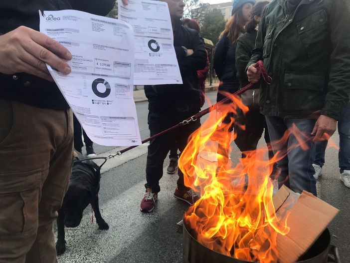 bollette bruciate bollette bruciate