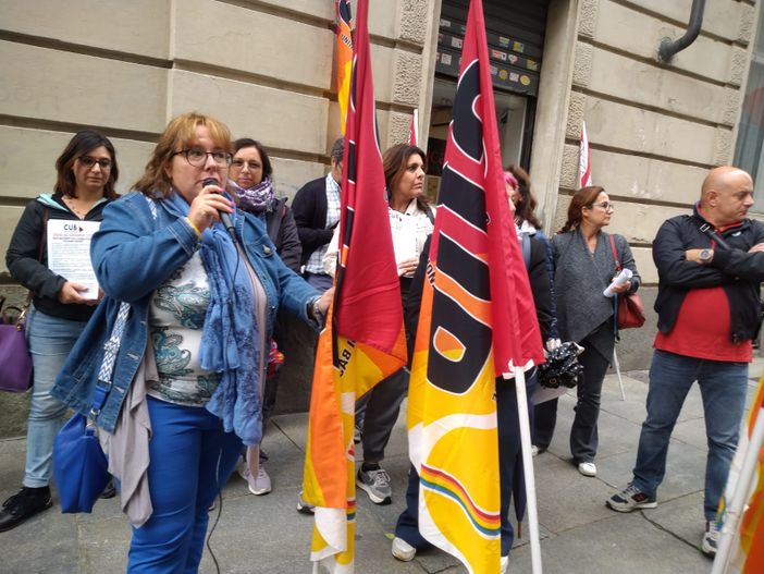 Ancora una protesta degli insegnanti precari della scuola Ancora una protesta degli insegnanti precari della scuola