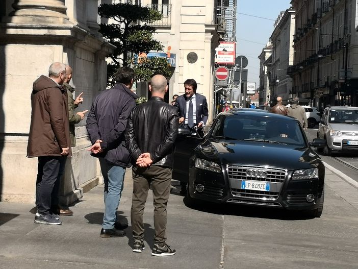 Il giorno dopo la "critical mass" Appendino incontra il Questore Messina con il suo successore Il giorno dopo la "critical mass" Appendino incontra il Questore Messina con il suo successore
