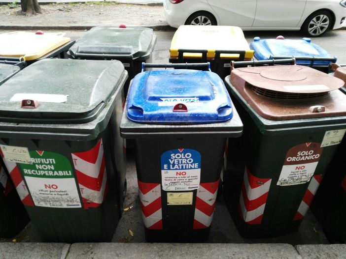 Raccolta differenziata, il porta a porta arriva nelle zone auliche di Torino Raccolta differenziata, il porta a porta arriva nelle zone auliche di Torino