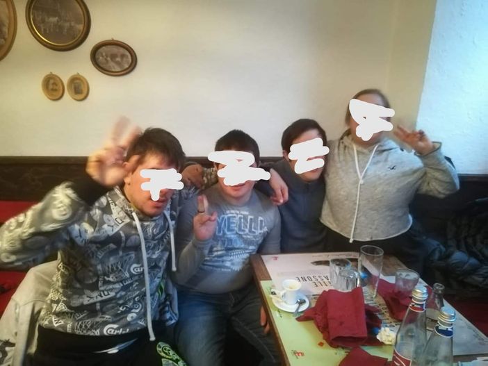 Torino, ragazzi down allontanati da una trattoria Torino, ragazzi down allontanati da una trattoria