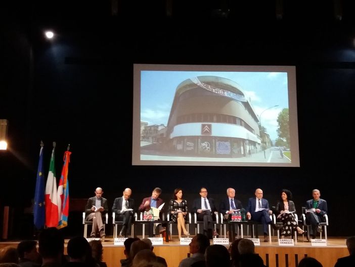 La rotta giusta solo con una buona barca: il rapporto Rota spinge Torino a rimettersi al passo La rotta giusta solo con una buona barca: il rapporto Rota spinge Torino a rimettersi al passo