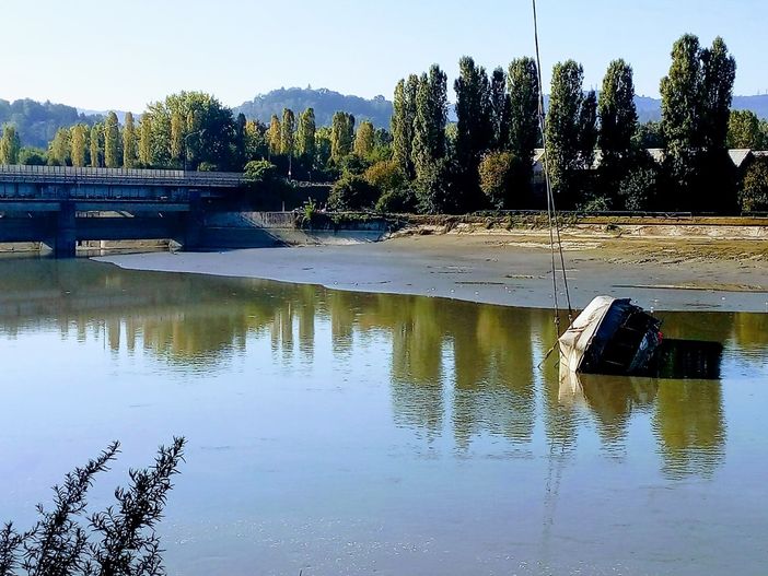 imbarcazione dopo alluvione