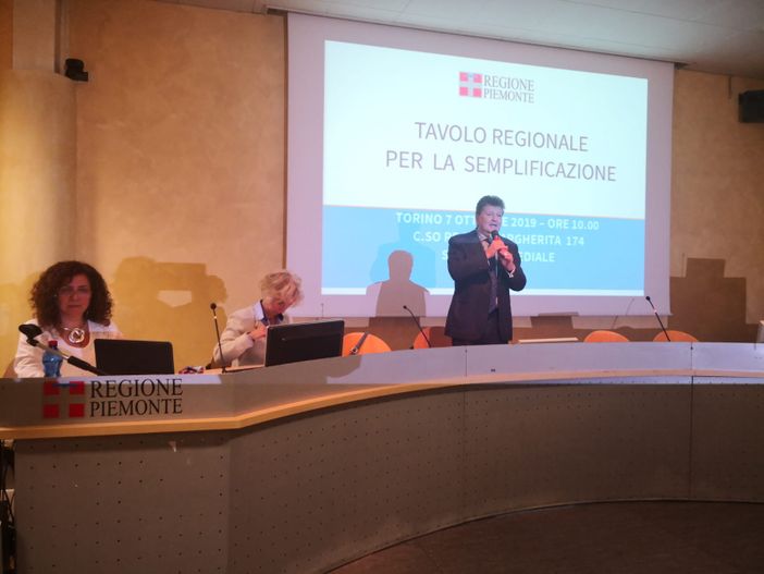 In Piemonte 50 angeli della semplificazione, Rosso: "Troppe leggi, il fascismo ha prodotto 4 codici: la democrazia deve fare meglio" (VIDEO)