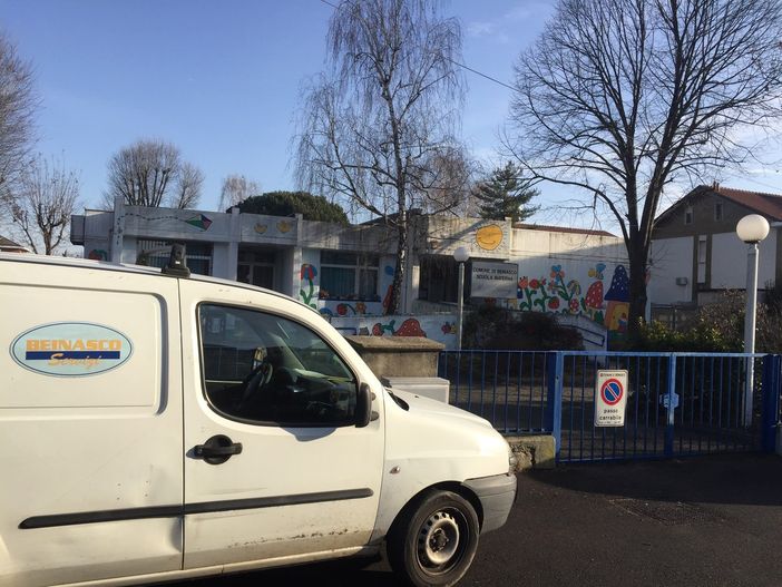 Intervento sul controsoffitto della scuola “Disney” di Borgaretto