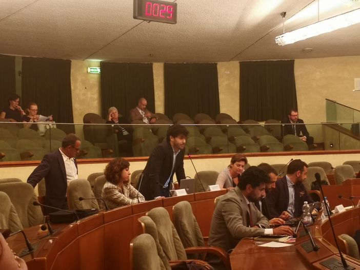 Bilancio regione, Sacco e Martinetti (M5S): "Dalla giunta un regalo a Trenitalia da 63 milioni di euro" Bilancio regione, Sacco e Martinetti (M5S): "Dalla giunta un regalo a Trenitalia da 63 milioni di euro"