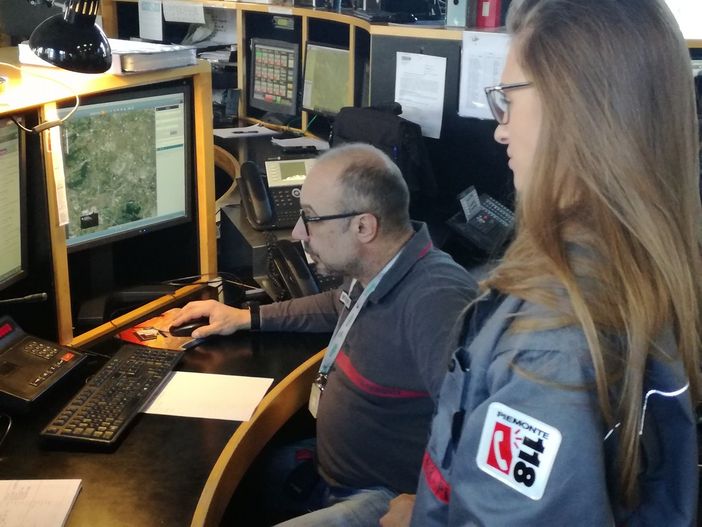 Il 118 a Torino: quasi 200 mila interventi in meno di un anno, a terra o in elicottero. Sei casi su dieci per emergenze in casa (FOTO) Il 118 a Torino: quasi 200 mila interventi in meno di un anno, a terra o in elicottero. Sei casi su dieci per emergenze in casa (FOTO)