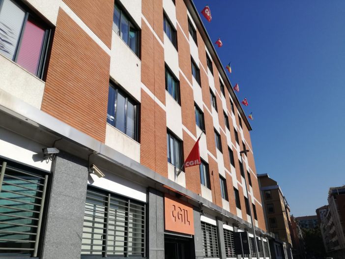 Coronavirus preso sul luogo di lavoro: tantissime le richieste giunte ai sindacati di Torino