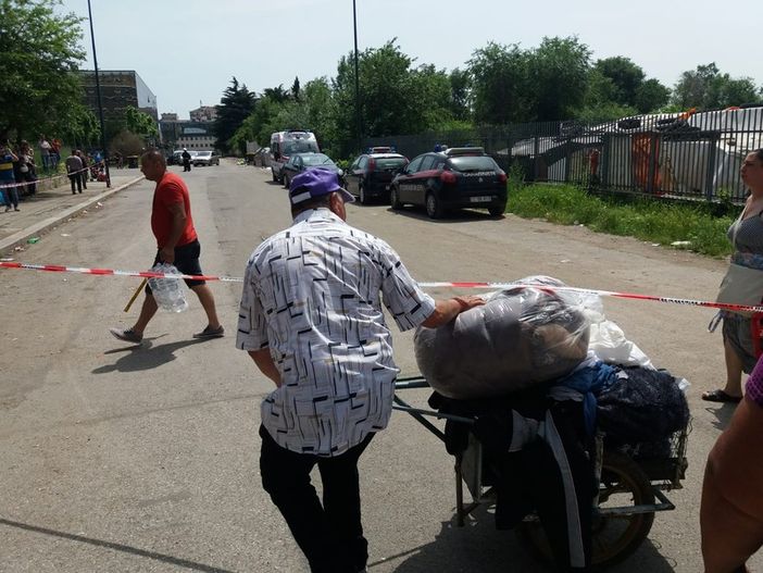 Campo abusivo di corso Tazzoli, Schellino: &quot;I rom sono tornati in Romania&quot;