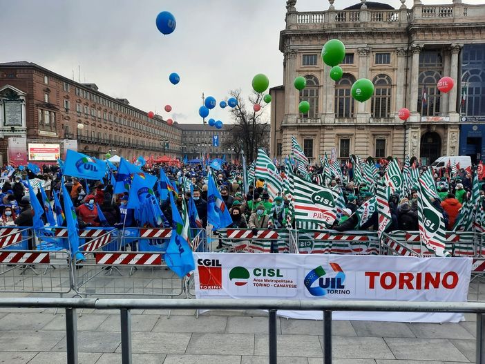 protesta sindacati