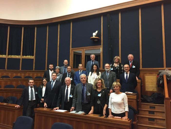 Chiusa la prima fase del bando, i sindaci scrivono al Ministero: ''Via il Casello di Beinasco già nel 2020'' Chiusa la prima fase del bando, i sindaci scrivono al Ministero: ''Via il Casello di Beinasco già nel 2020''