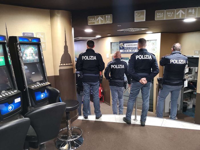 Oltre 100 mila euro di sanzioni ad una Sala Bingo di Piazza Massaua