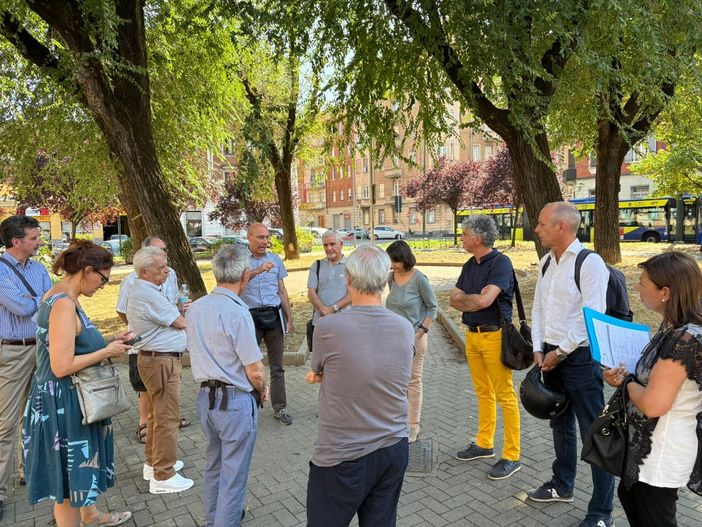 Caos ingorghi e malasosta, arriva un doppio senso unico in zona ospedale Caos ingorghi e malasosta, arriva un doppio senso unico in zona ospedale