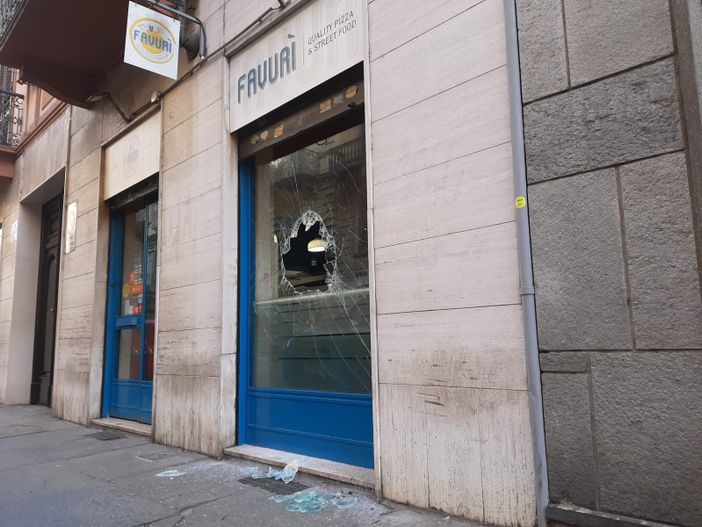 Spaccate ai negozi, Ascom: "Un danno senza fine per negozianti e per l'immagine dela Città" Spaccate ai negozi, Ascom: "Un danno senza fine per negozianti e per l'immagine dela Città"