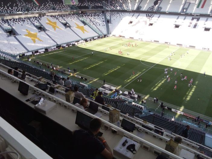 Il silenzio e l'irreale clima dell'Allianz Stadium in attesa del derby (FOTO)