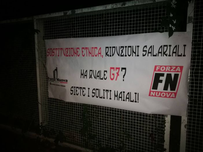 Striscione di Forza Nuova contro il G7:"Siete i soliti maiali"