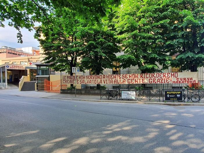 Coronavirus, i tifosi del Toro ringraziano i medici: "Avete salvato la vita a molta gente"