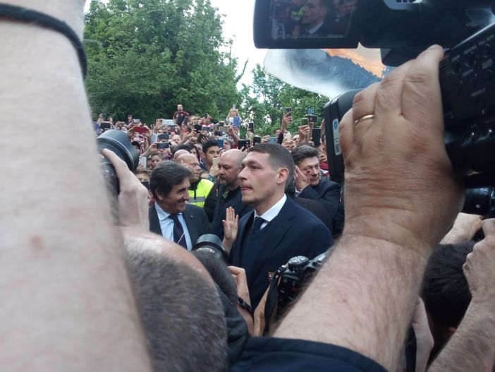 In migliaia a Superga per l'omaggio al Grande Torino [FOTO E VIDEO]