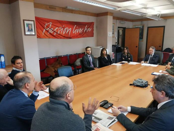 Tasse, semplificazione, innovazione e urbanistica: Torino, Confesercenti e Ascom si siedono ai tavoli contro la crisi del commercio Tasse, semplificazione, innovazione e urbanistica: Torino, Confesercenti e Ascom si siedono ai tavoli contro la crisi del commercio