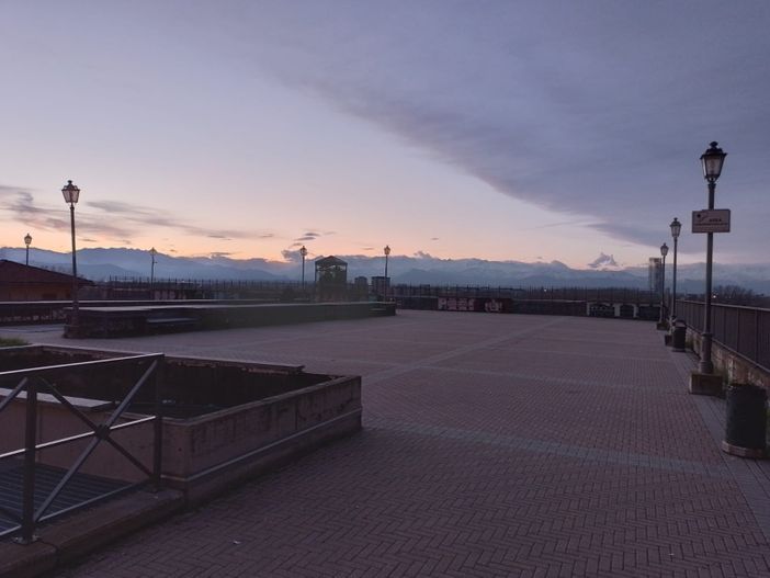 Moncalieri, nessun presidio fisso delle forze dell'ordine in piazzale Aldo Moro Moncalieri, nessun presidio fisso delle forze dell'ordine in piazzale Aldo Moro