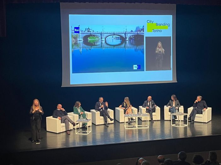 Verde, inaspettata ed elegante: così è Torino per cittadini e turisti Verde, inaspettata ed elegante: così è Torino per cittadini e turisti