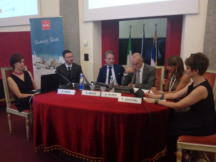 Torino parla con accento spagnolo: Blue Air avvicina la Mole a Siviglia Torino parla con accento spagnolo: Blue Air avvicina la Mole a Siviglia