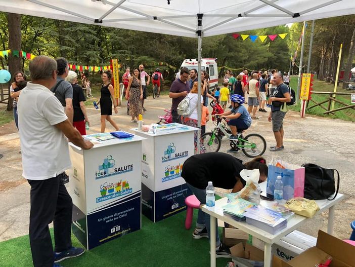 "Tour della Salute" e "Crescendo in Salute" fanno tappa a Torino "Tour della Salute" e "Crescendo in Salute" fanno tappa a Torino