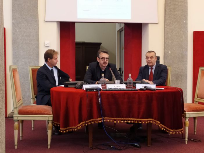 Torino e la qualità dell'aria: in un opuscolo tutti i "segreti" e i nemici da cui difendersi Torino e la qualità dell'aria: in un opuscolo tutti i "segreti" e i nemici da cui difendersi