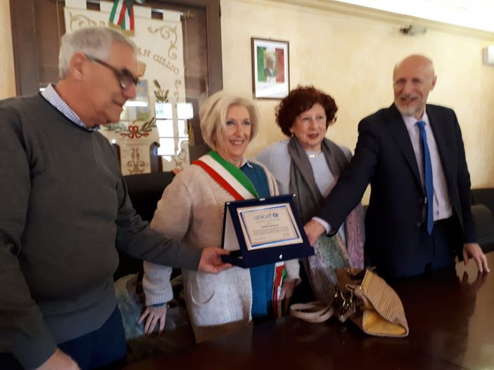 Unicef, un premio per San Gillio, una delle "case" delle bambole Pigotte