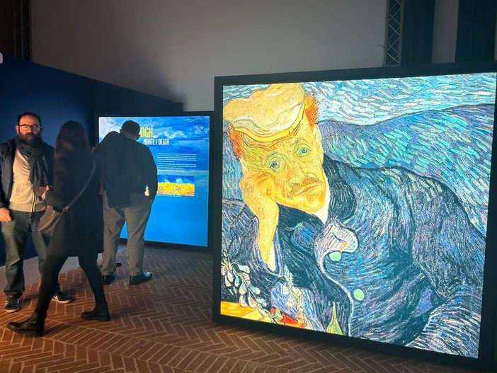 I colori di Van Gogh invadono gli spazi della Palazzina di Caccia di Stupinigi I colori di Van Gogh invadono gli spazi della Palazzina di Caccia di Stupinigi