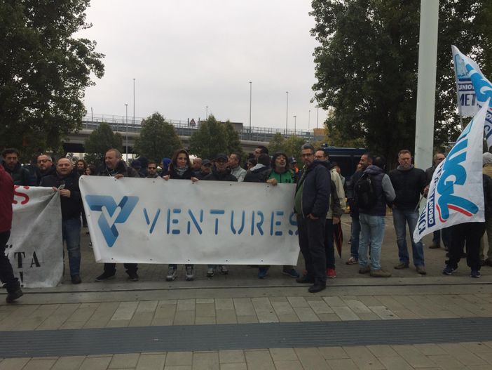 Ex Embraco, Olisistem e Mahle: tre istantanee di una Torino in lotta per il lavoro [FOTO e VIDEO]