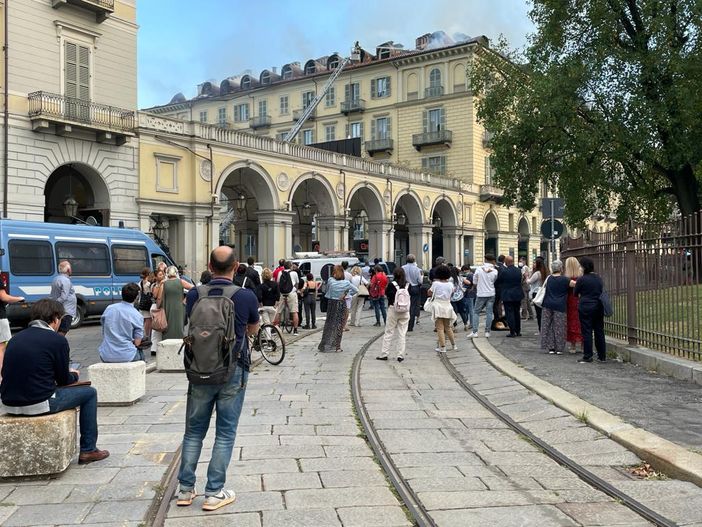 Incendio piazza Carlo Felice, Coppa: "La situazione dei commercianti è drammatica"