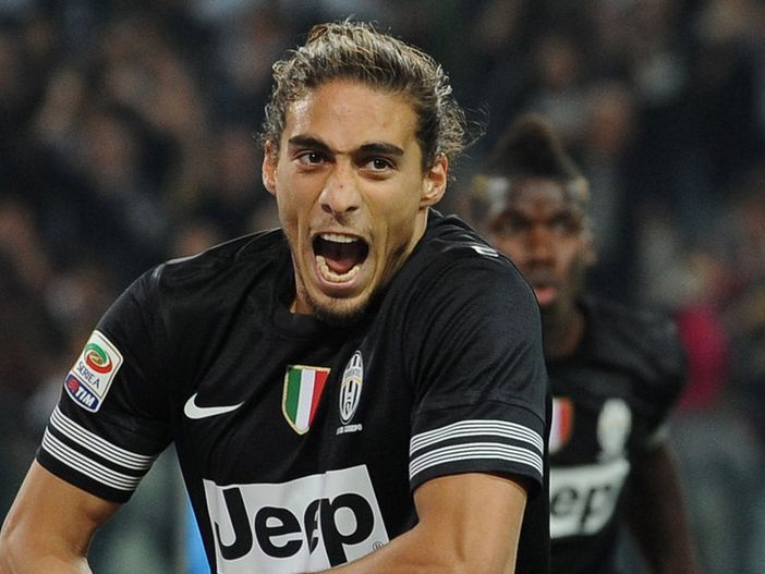 Martin Caceres: torna alla Juve dopo le due precedenti esperienze (2009-'10 e dal 2012 al 2016)